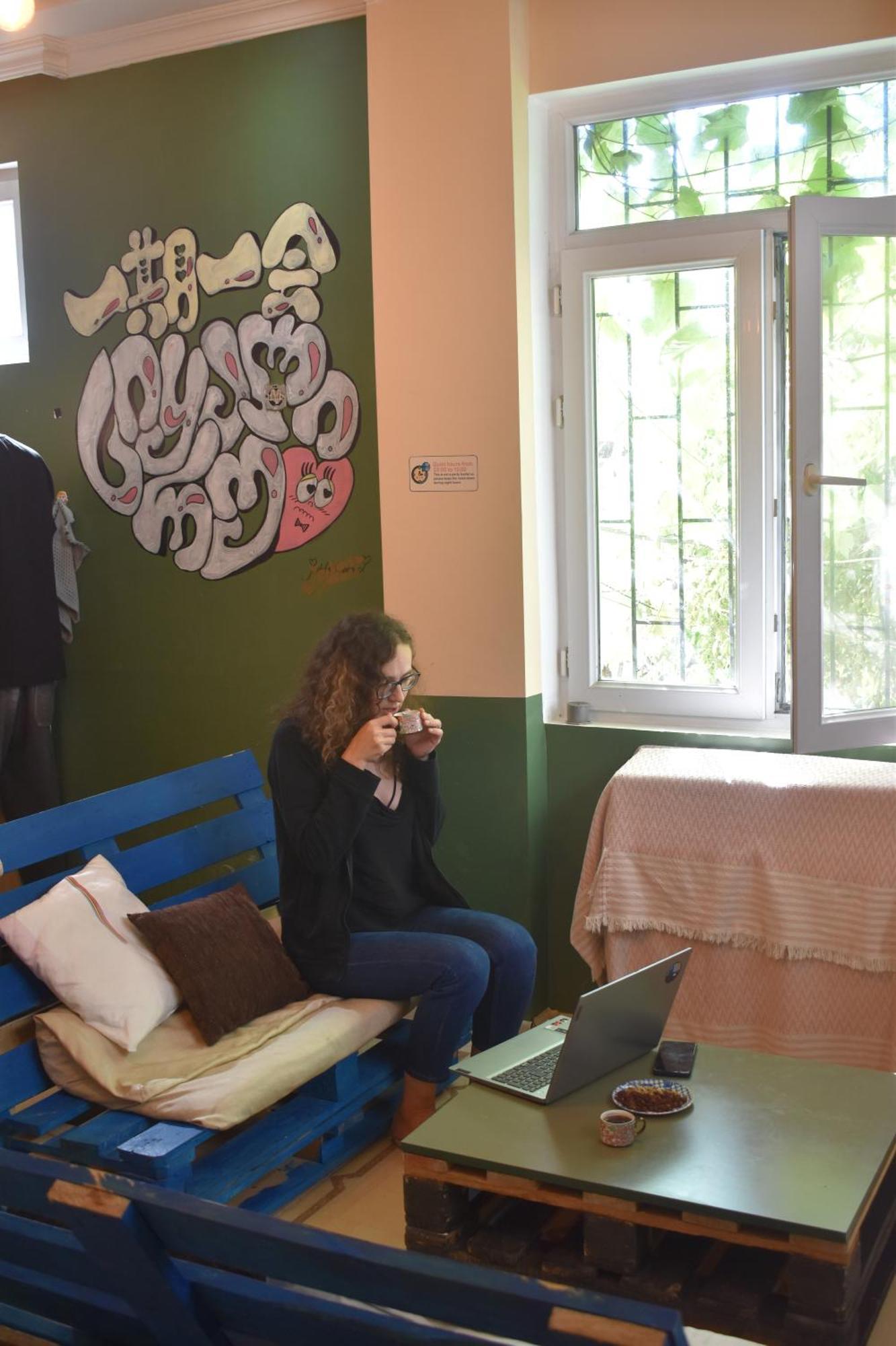 Harmony Backpackers Hostel Batumi Szoba fotó